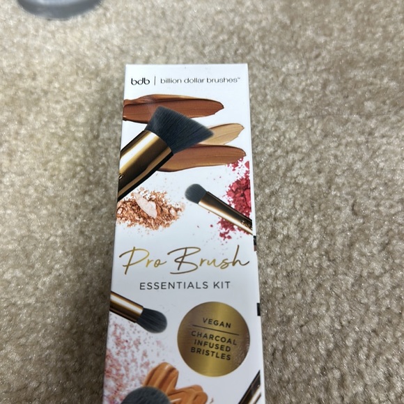 BDB Pro Brush Essentials Kit - Picture 3 of 3